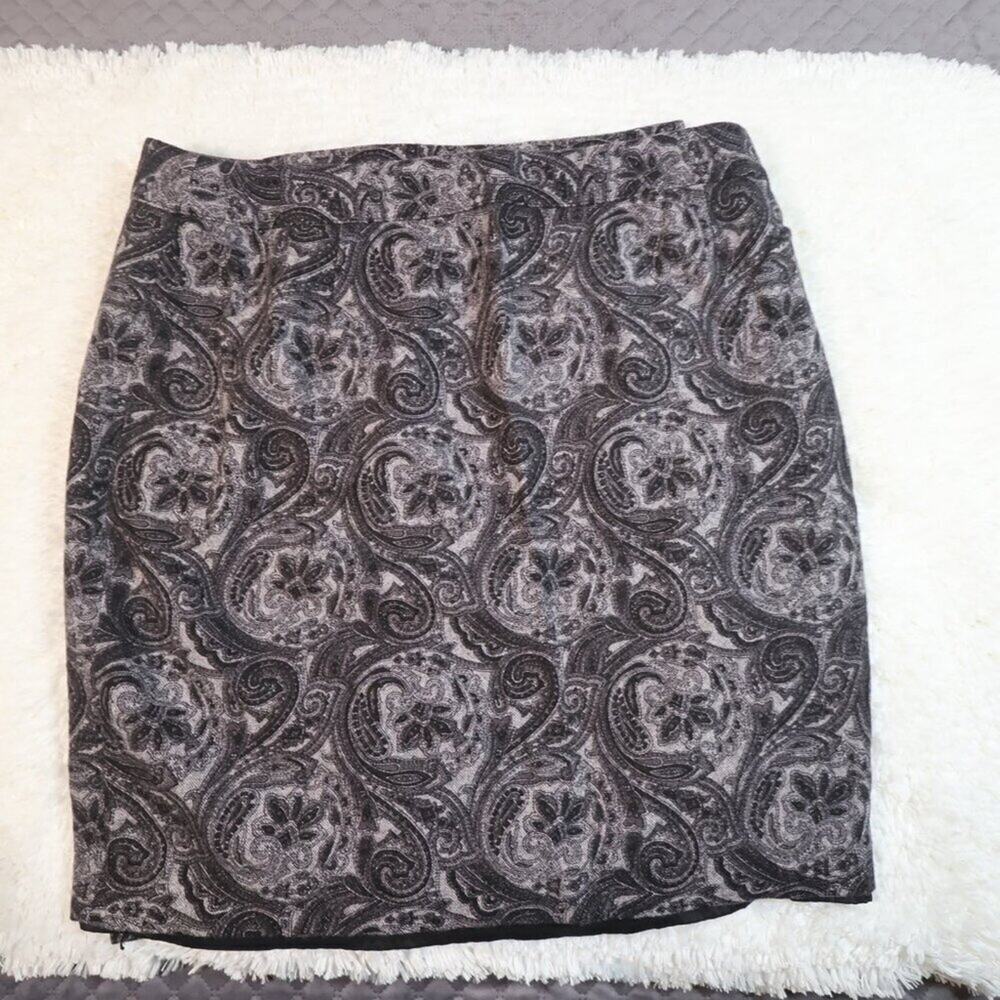 Talbots Wool Blend Floral Wrap Mini Skirt 12P Black Gray Jacquard - Picture 7 of 13